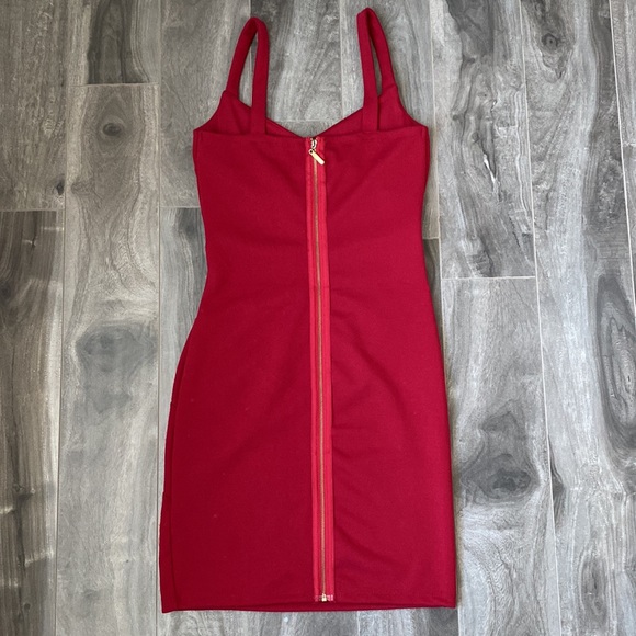 Women’s Urban Behaviour red dress - Picture 5 of 6